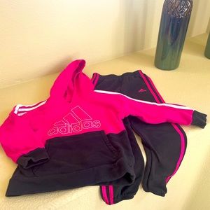 Girls Adidas jump suit in size 6